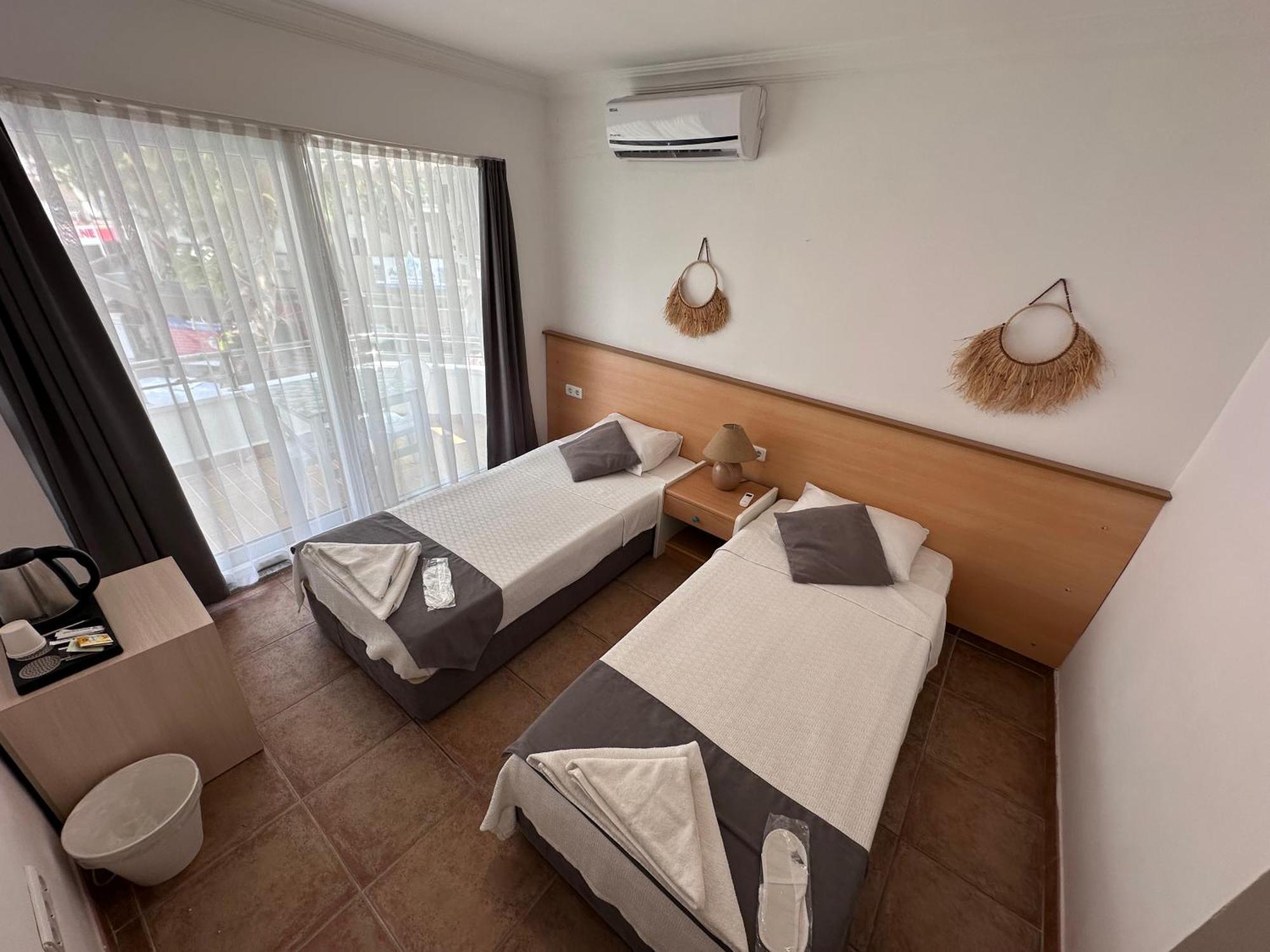 קס Mimosa Pension מראה חיצוני תמונה