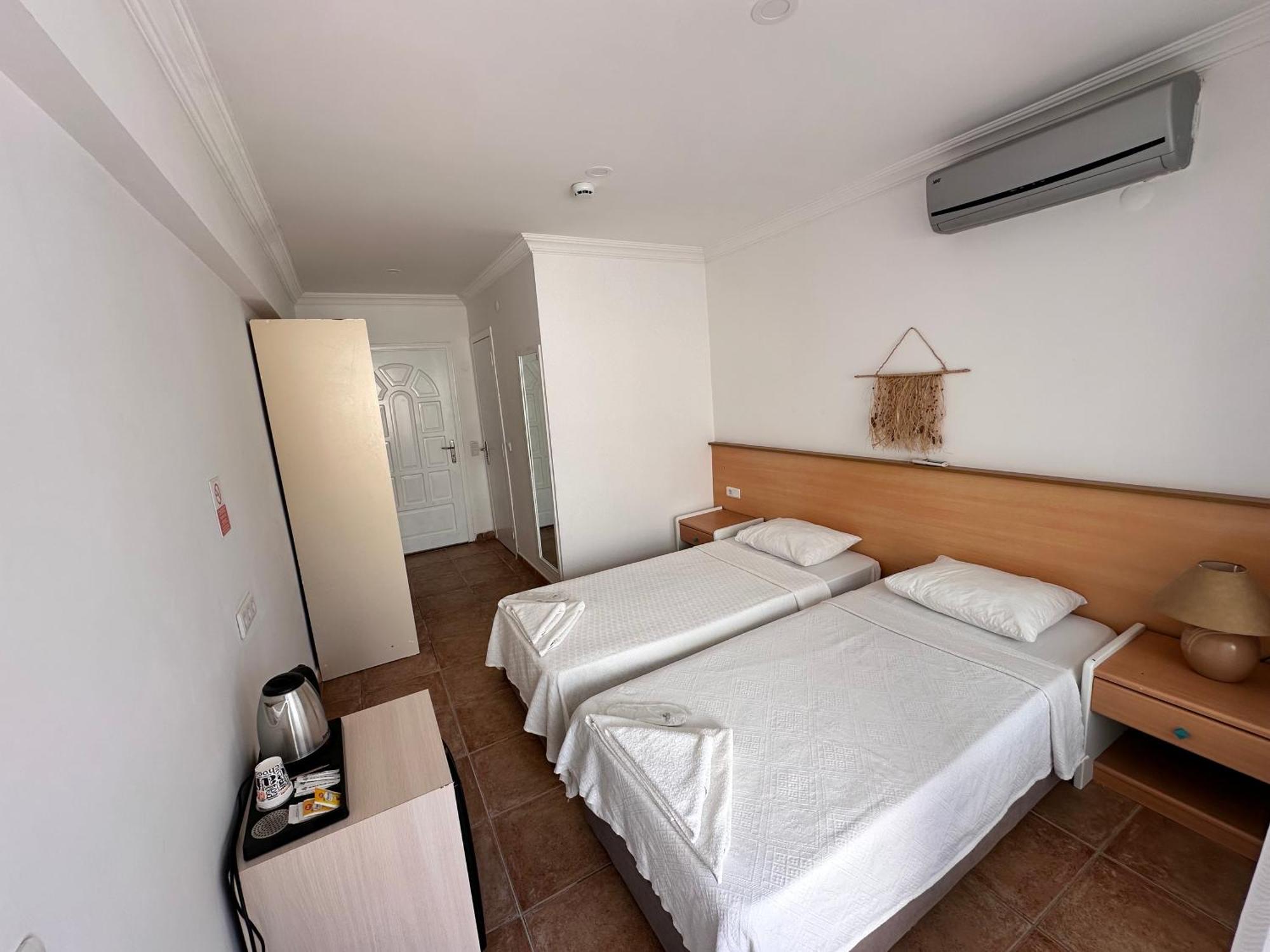 קס Mimosa Pension מראה חיצוני תמונה